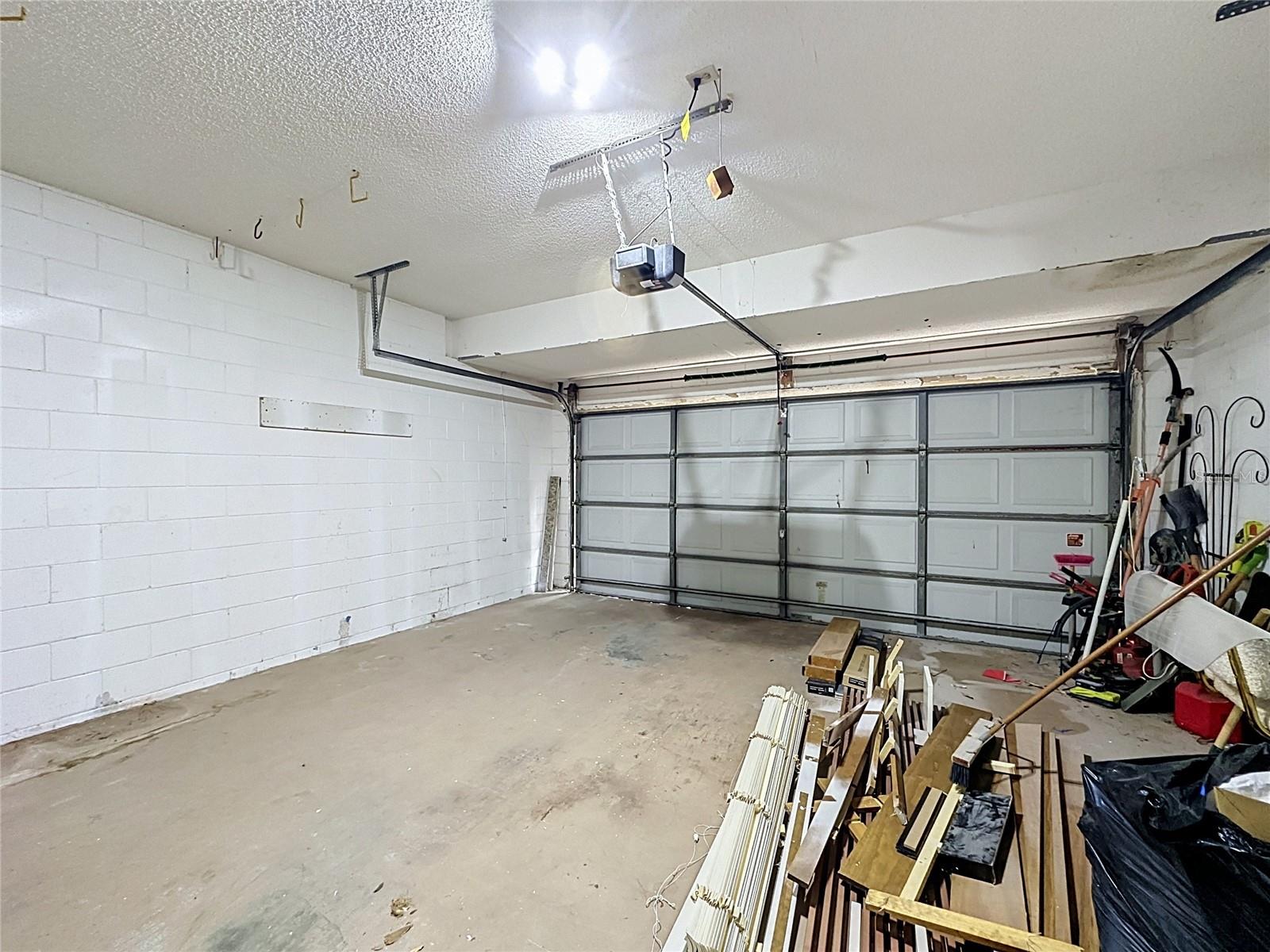 1047 Kelly Creek Cir Property Photo 46