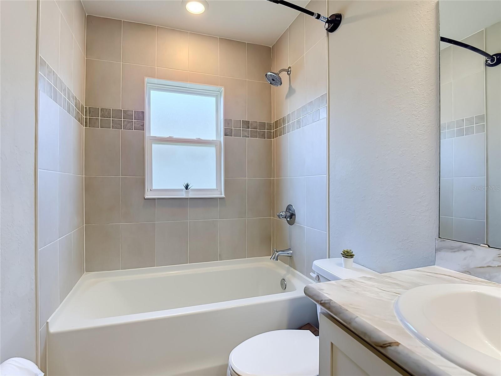 1235 Mountain Flower Ln Property Photo 35