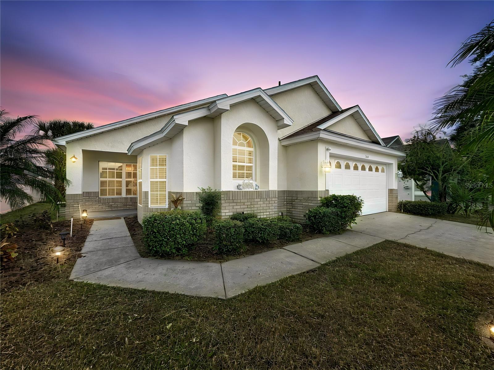 2615 Summer Creek Dr Property Photo 1