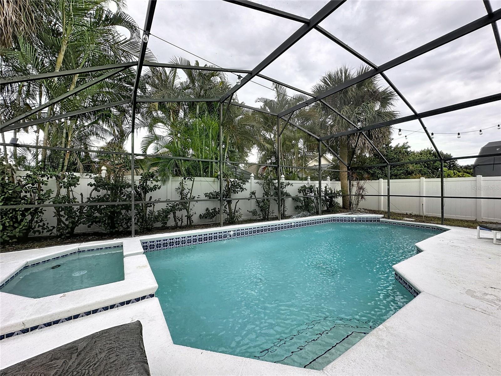2615 Summer Creek Dr Property Photo 25