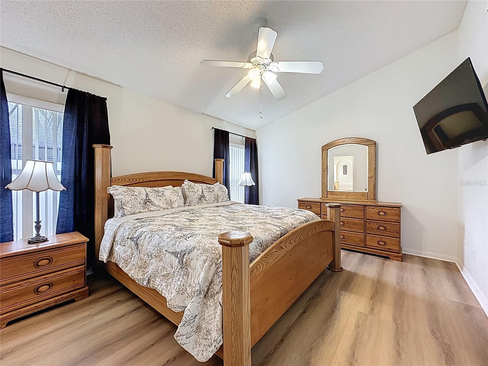 2615 Summer Creek Dr Property Photo 41