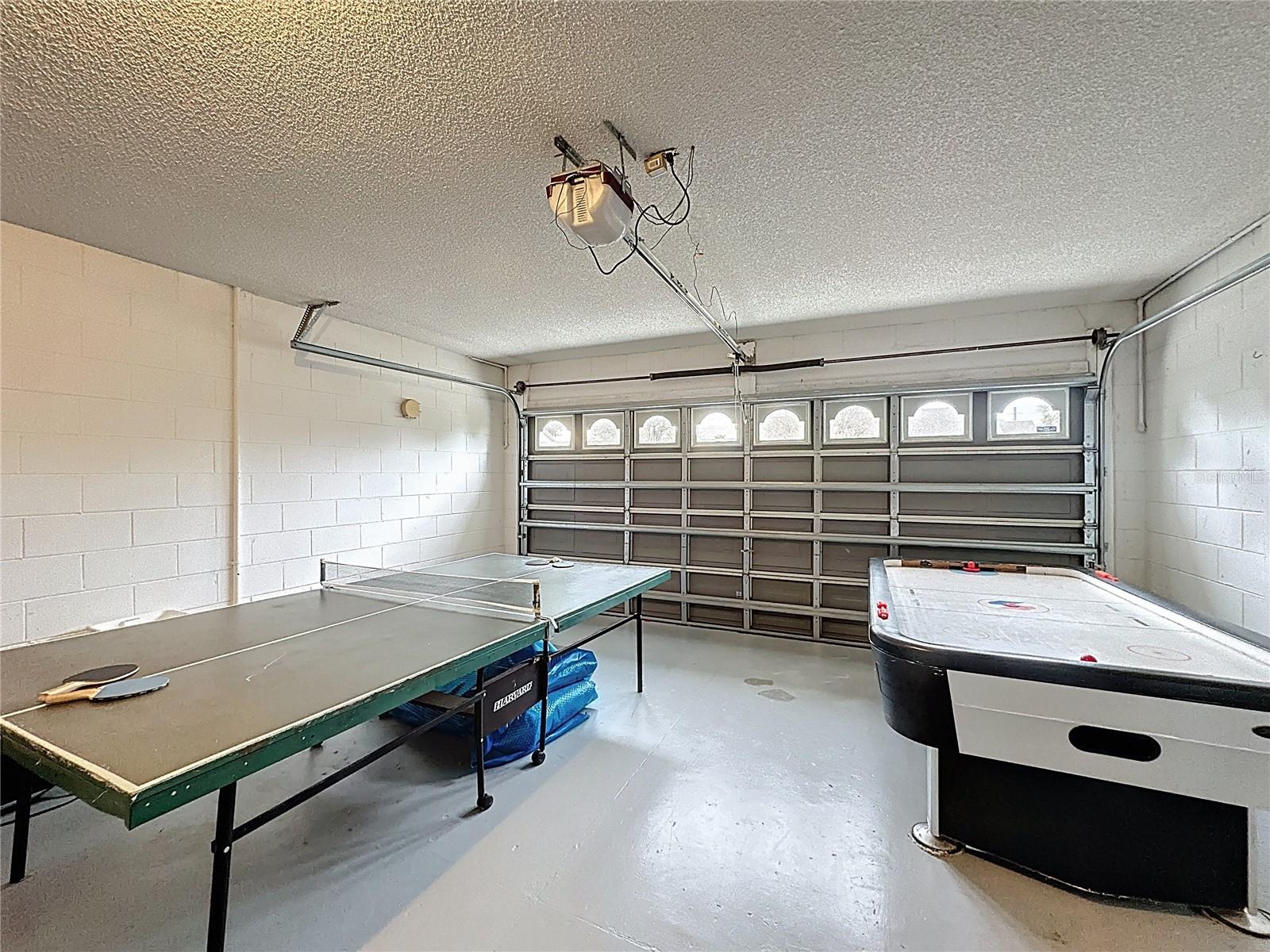 2615 Summer Creek Dr Property Photo 49