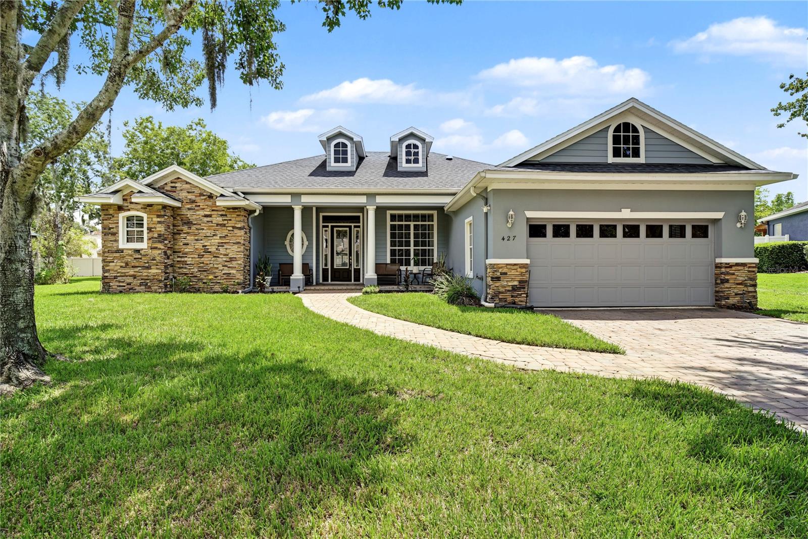 427 Tierra Verde Ln Property Photo 1