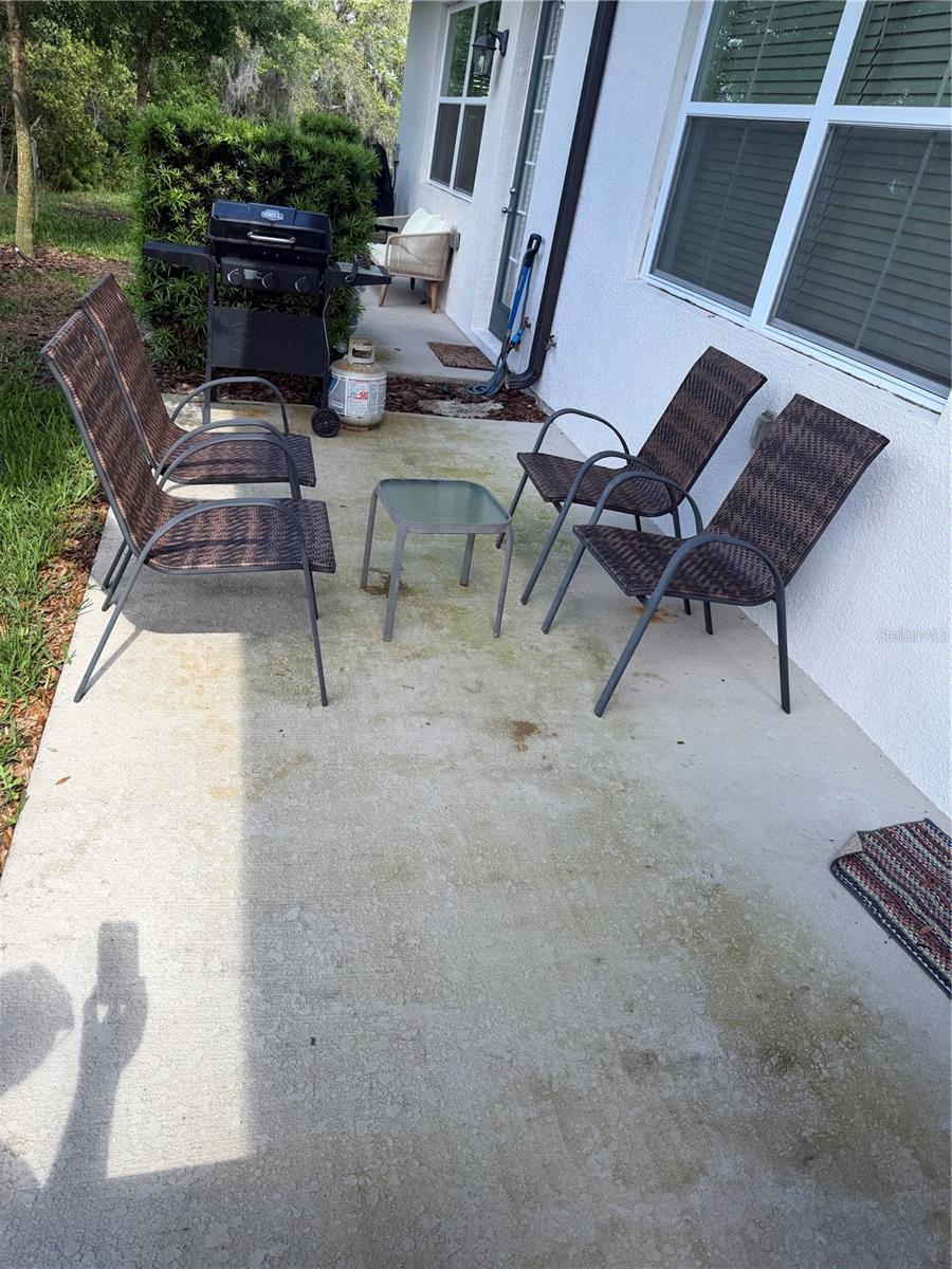 1553 Discovery St Property Photo 30
