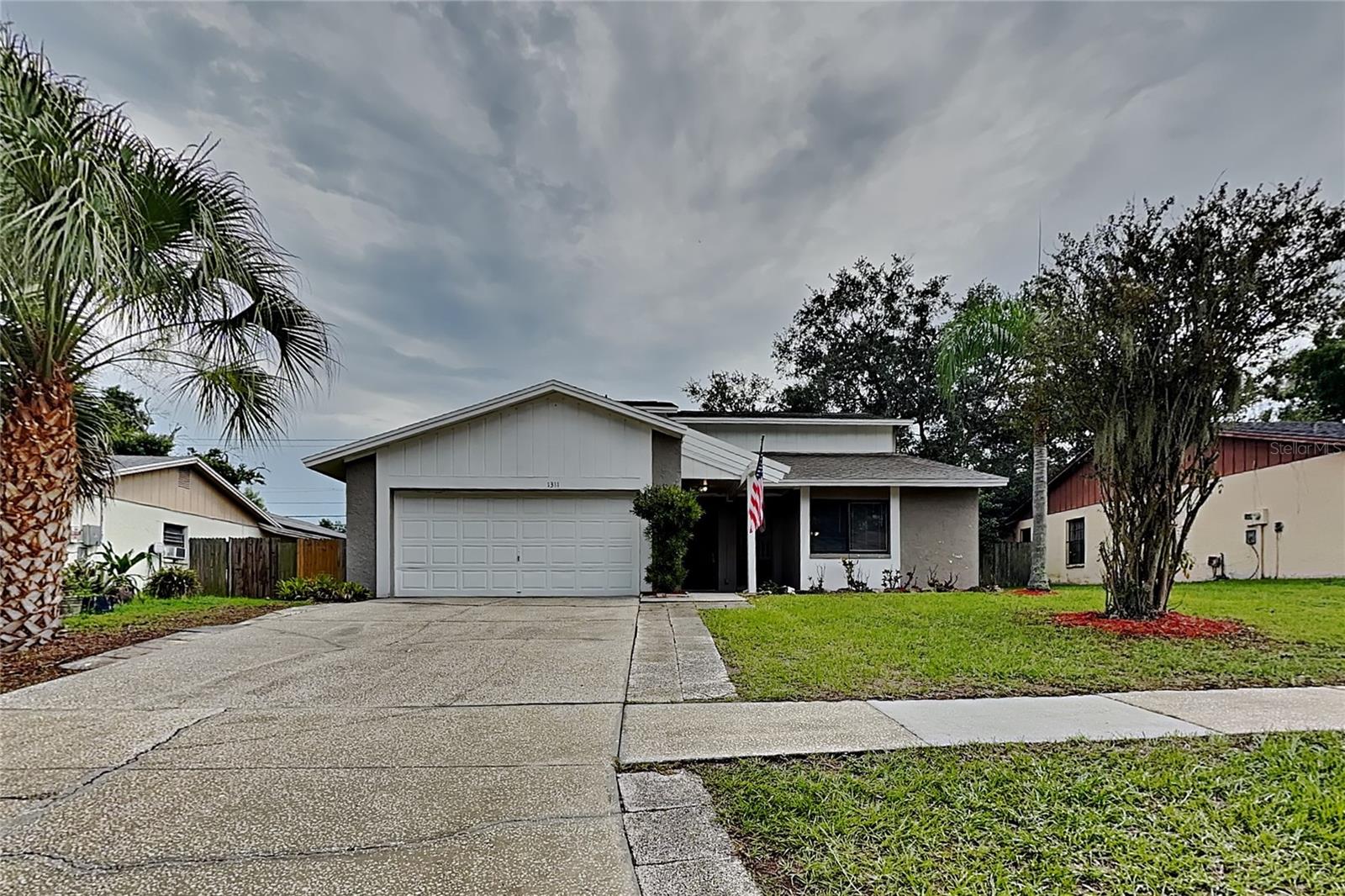 O6435275 Property Photo 1