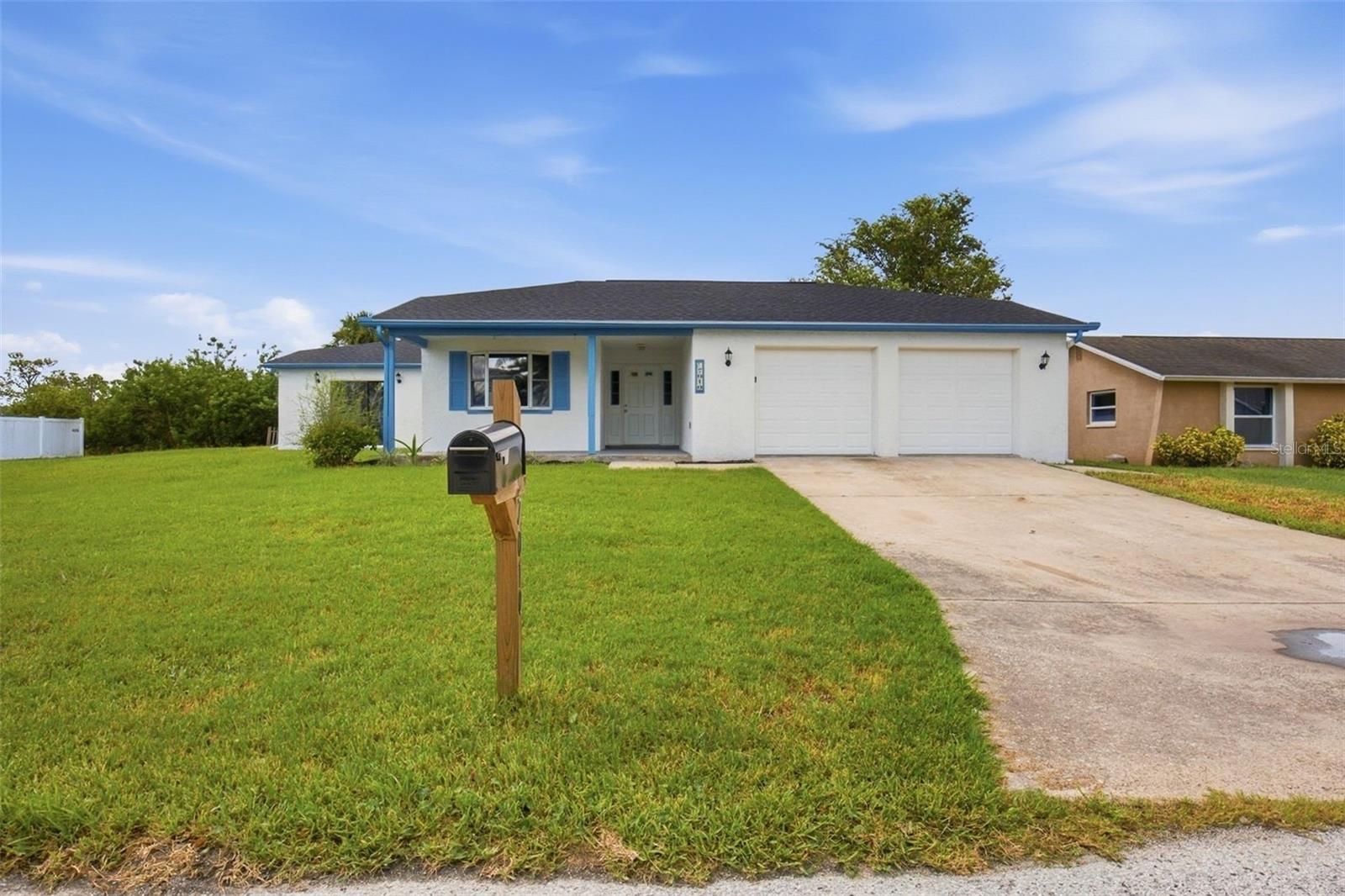 7010 Southwind Dr Property Photo 2