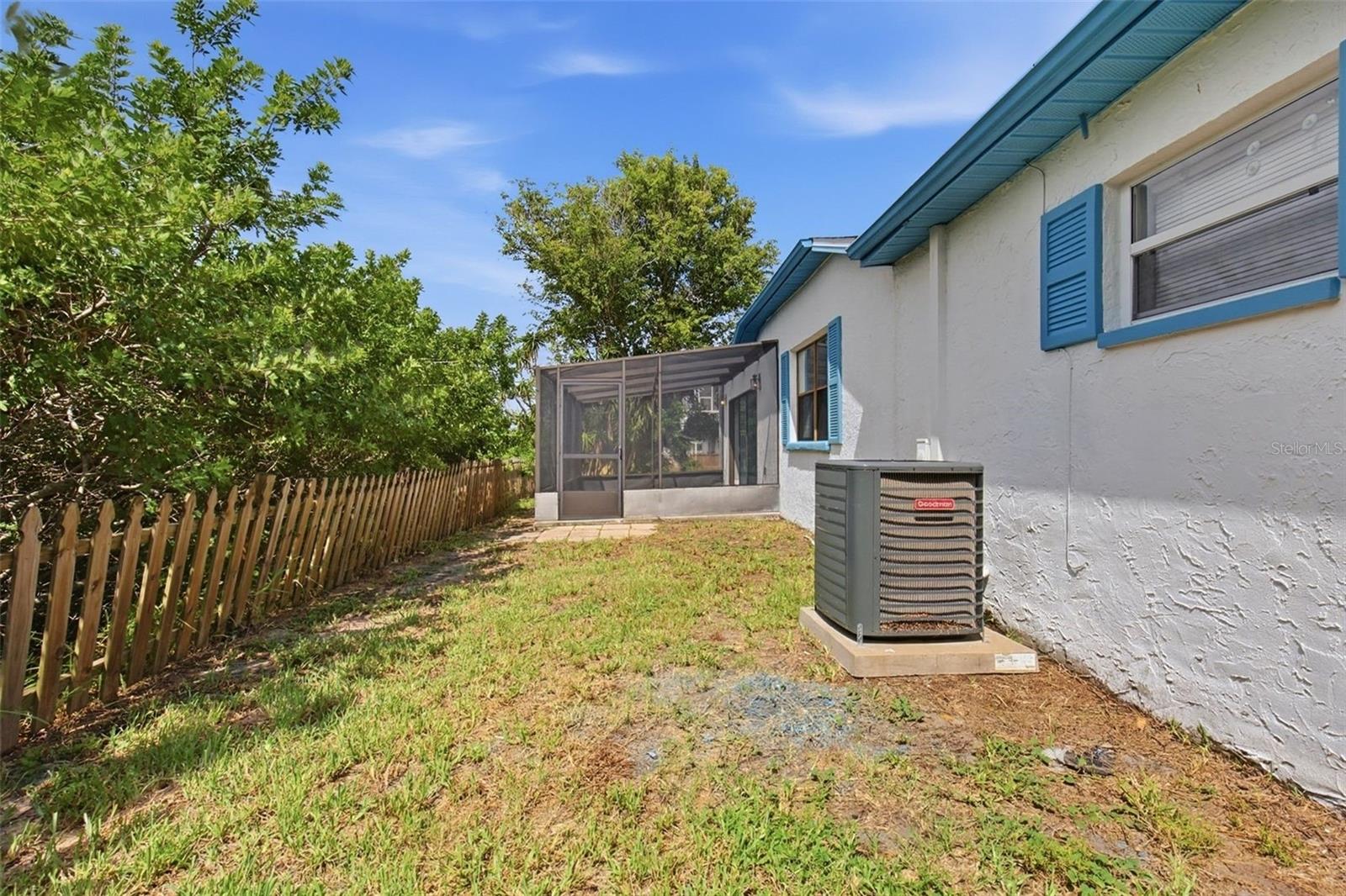 7010 Southwind Dr Property Photo 36