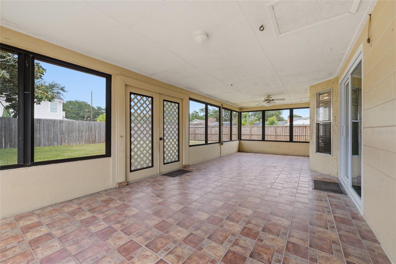 1437 Mona Dr Property Photo 32