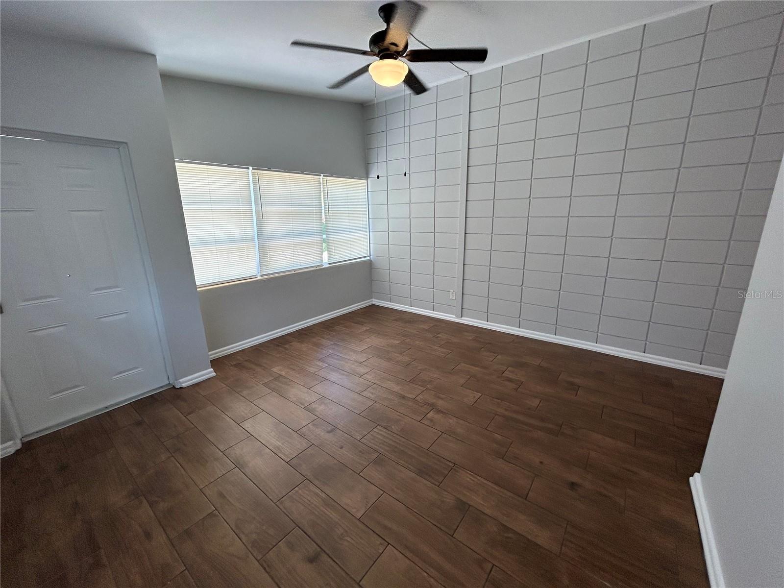 1720 Miller Ave Property Photo 5