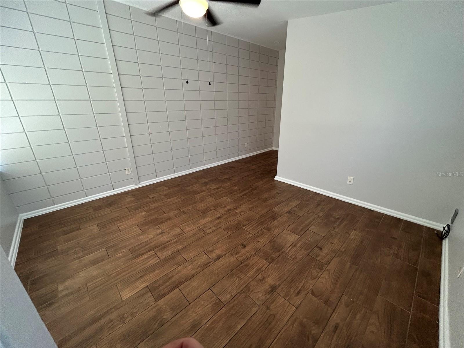 1720 Miller Ave Property Photo 6