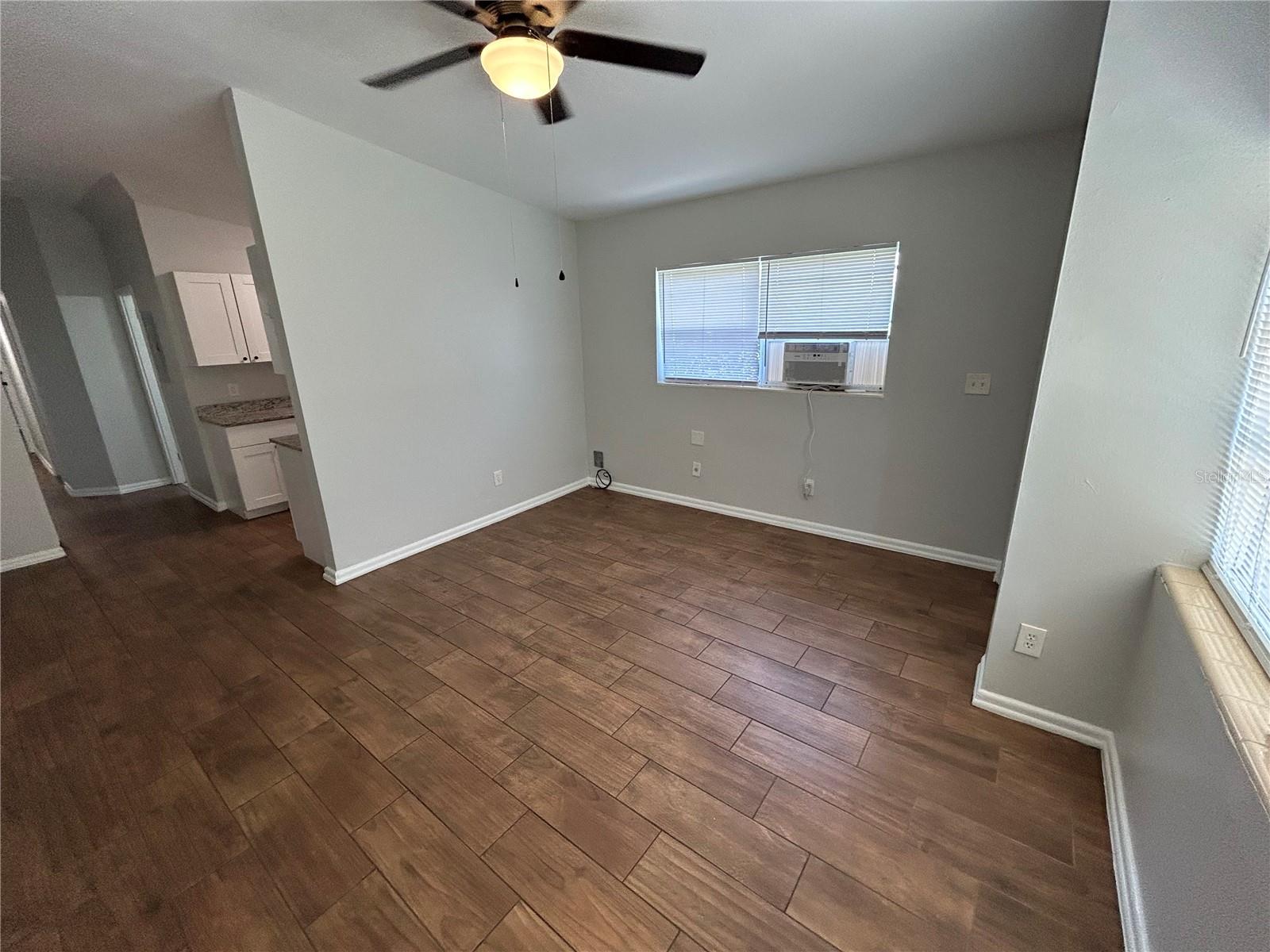 1720 Miller Ave Property Photo 7