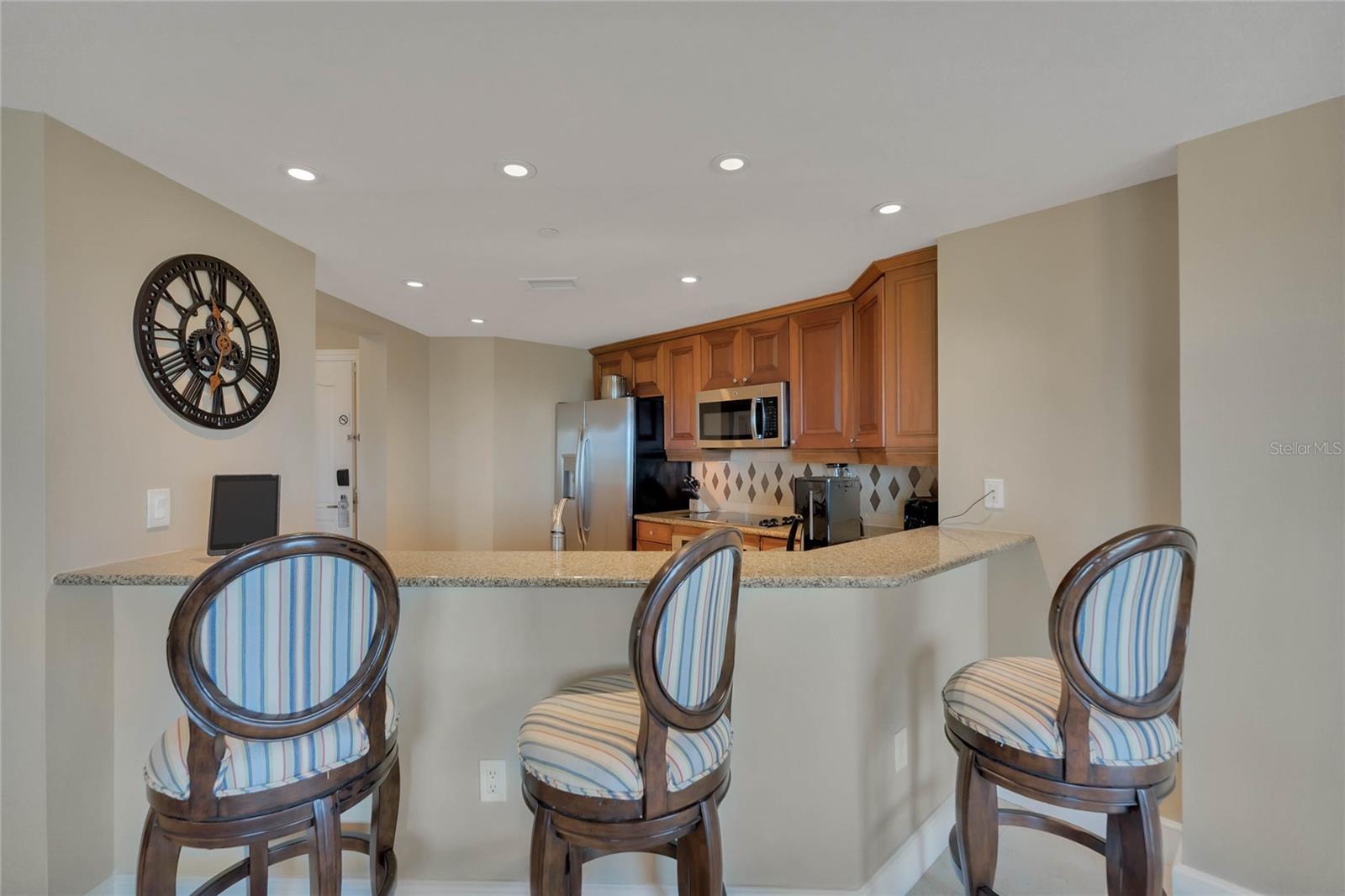 7593 Gathering Dr #309 Property Photo 6