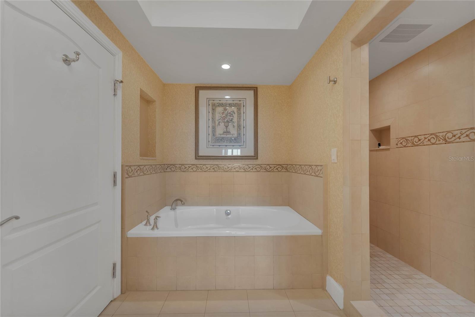 7593 Gathering Dr #309 Property Photo 21