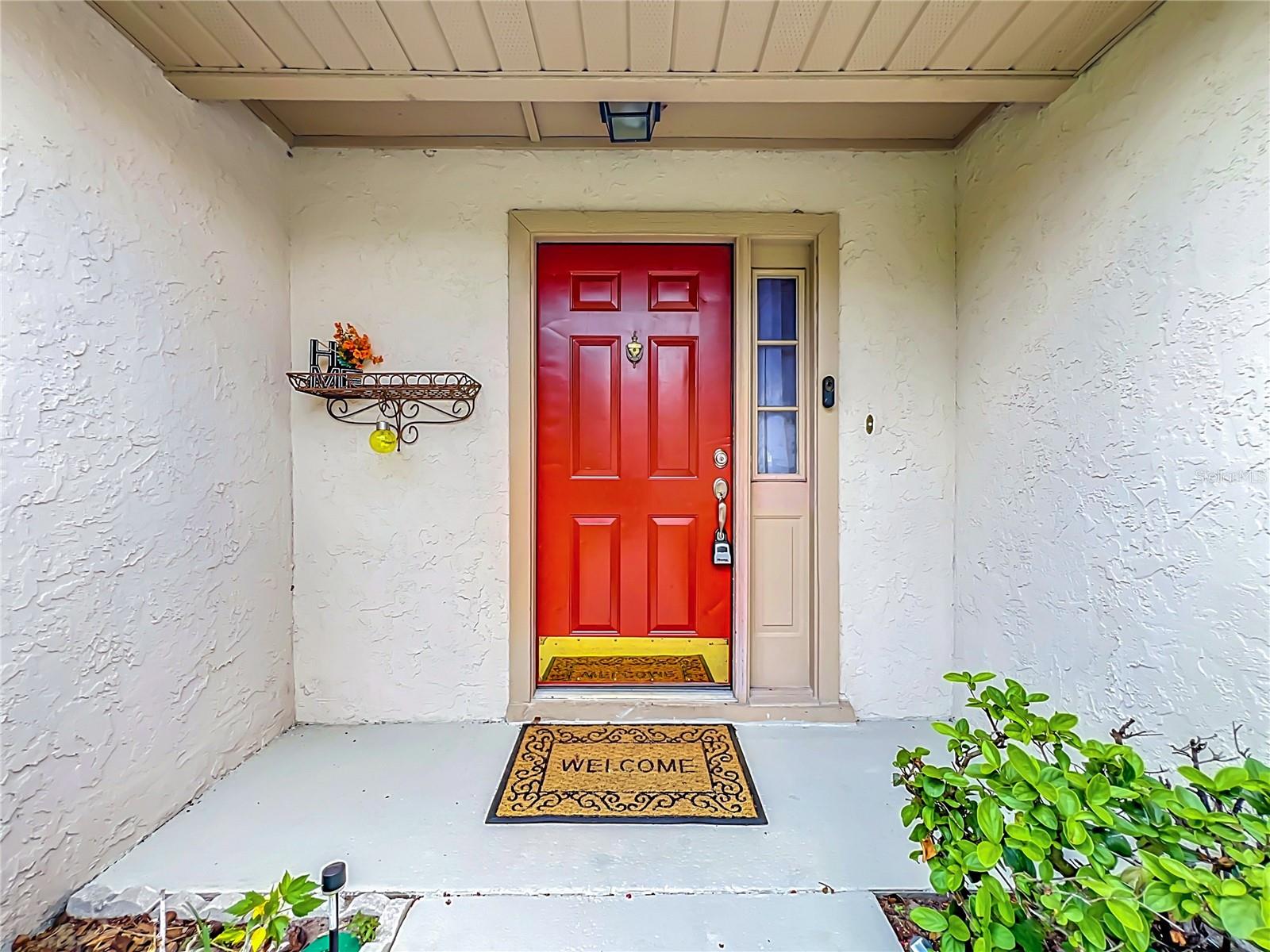 O6435341 Property Photo 2