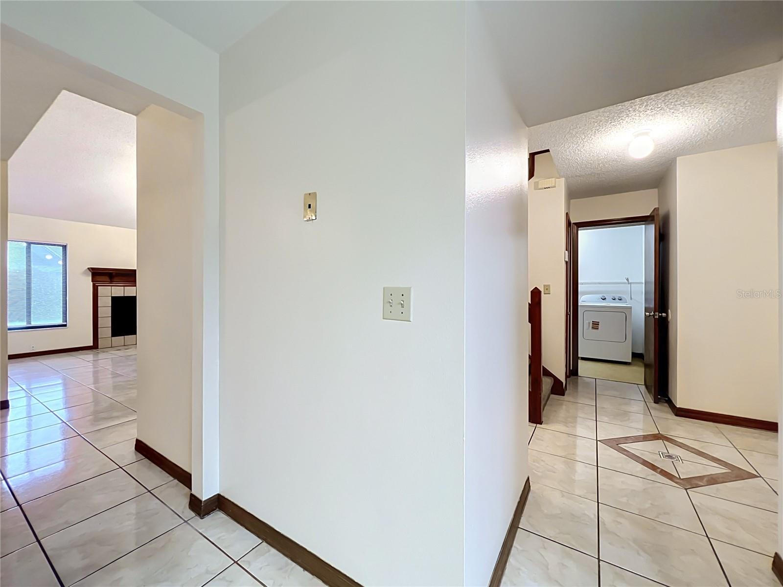 O6435341 Property Photo 7