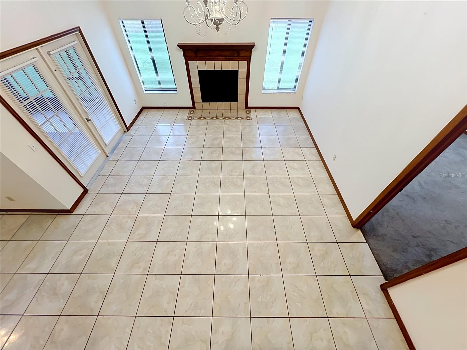 O6435341 Property Photo 34