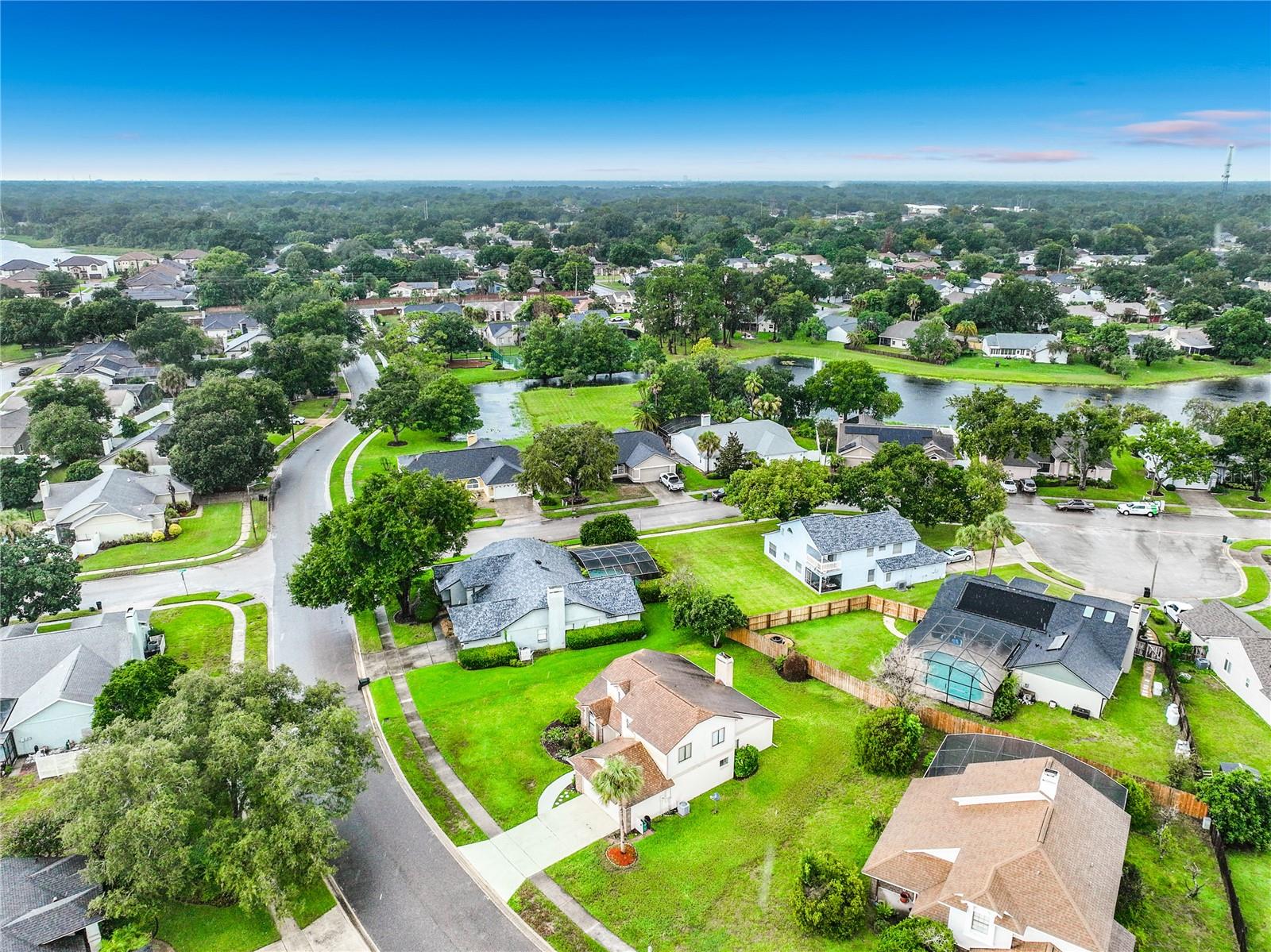 O6435341 Property Photo 80
