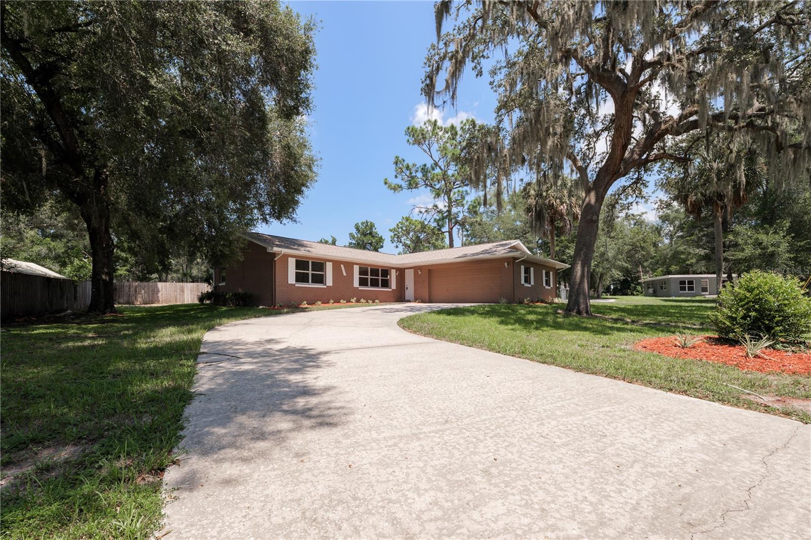 34691 Orchid Parkway Property Photo 2