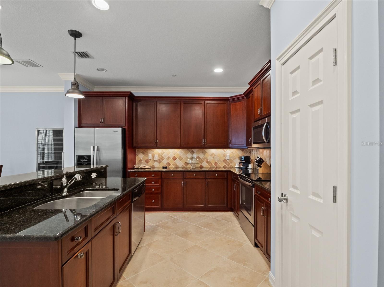 2783 Upper Park Rd Property Photo 11