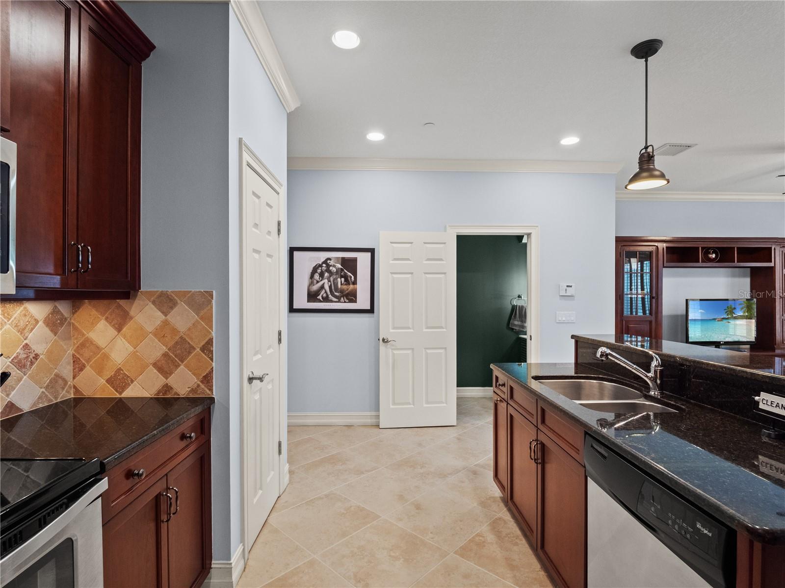2783 Upper Park Rd Property Photo 12