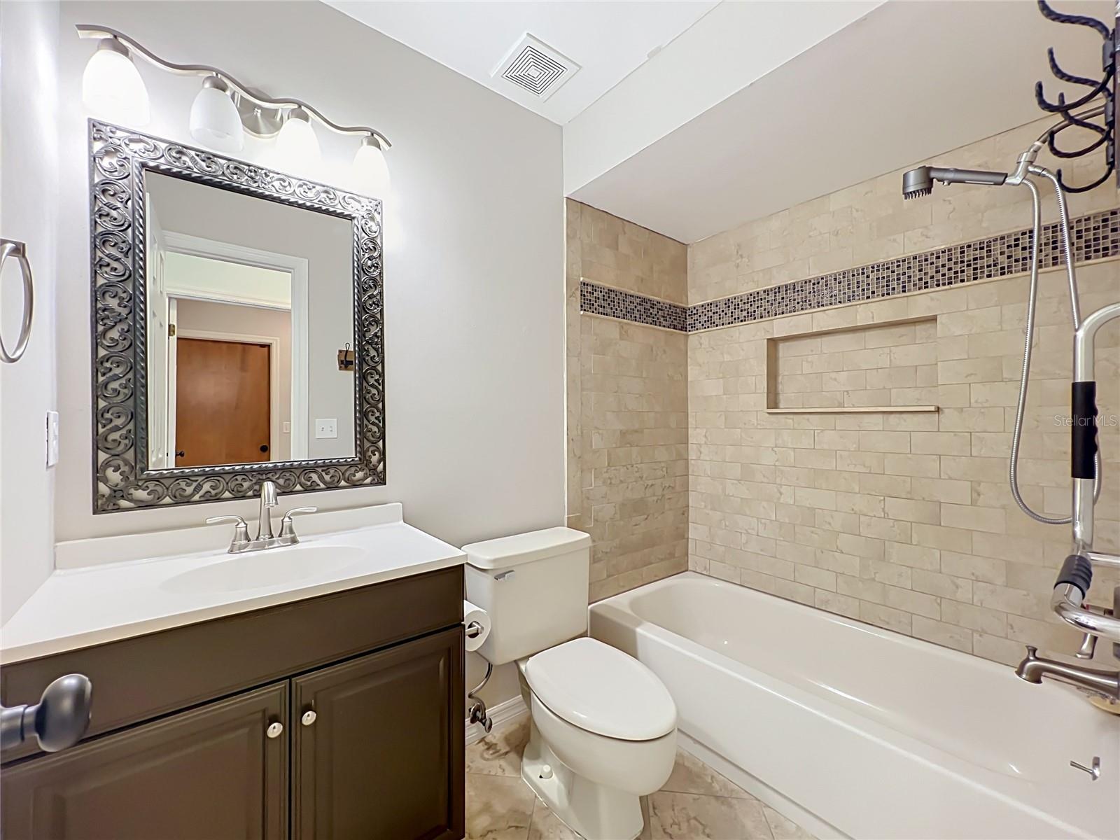 1162 E Winged Foot Cir Property Photo 10