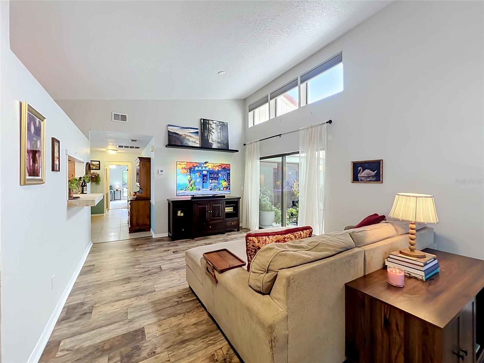 1162 E Winged Foot Cir Property Photo 38