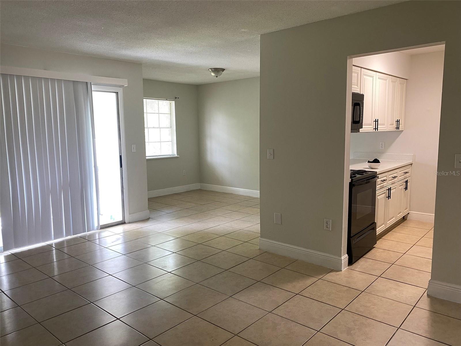 5317 Curry Ford Rd #m202 Property Photo 2