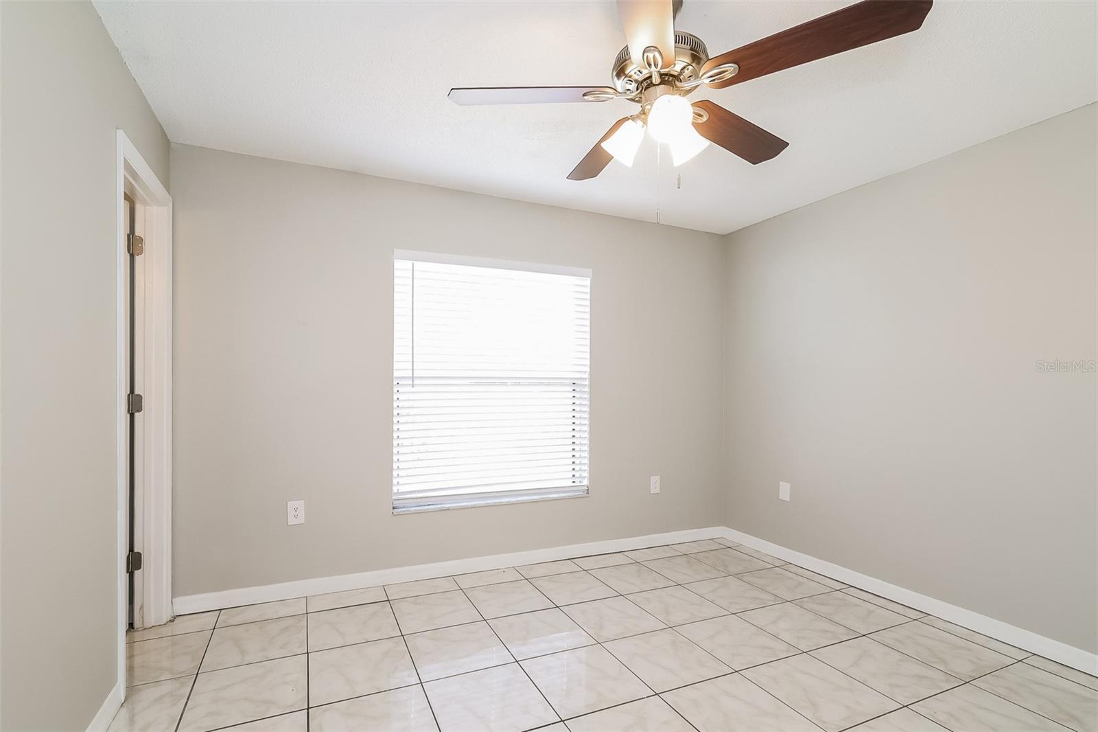 425 Danube Way Property Photo 12