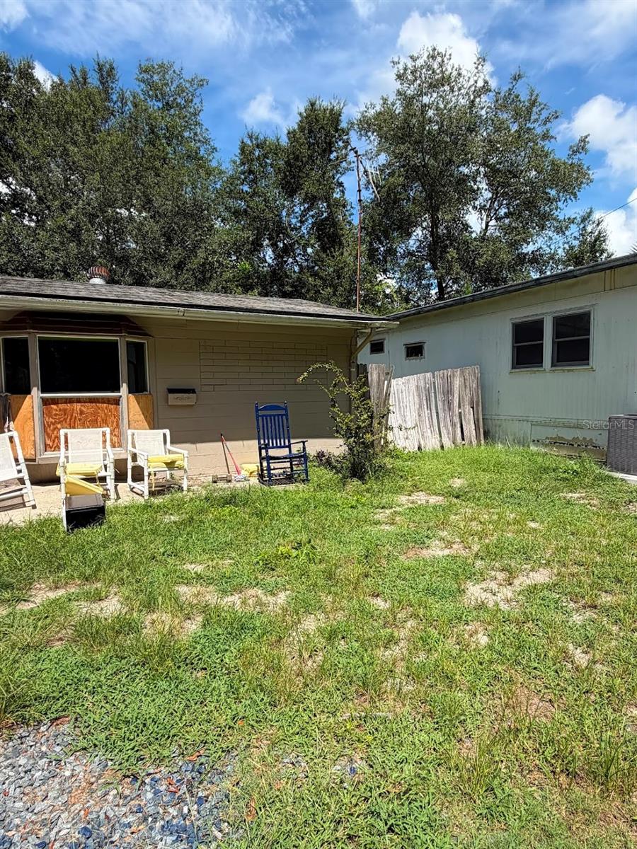 427 Polk Ave Property Photo 1