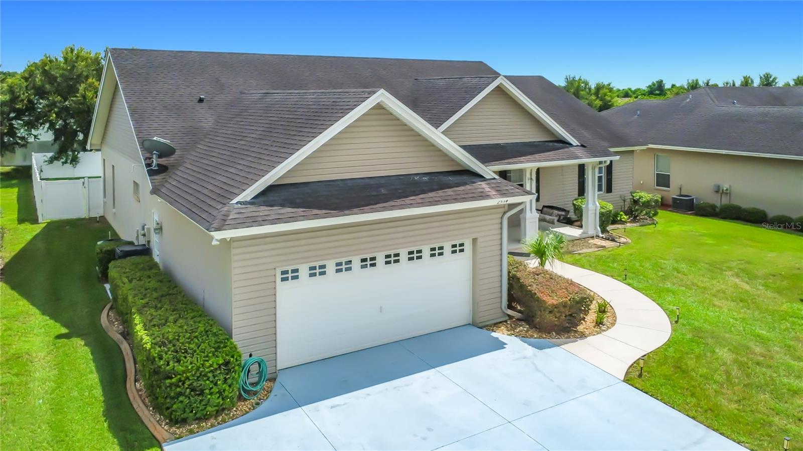 2534 Iris Ann Dr Property Photo 1