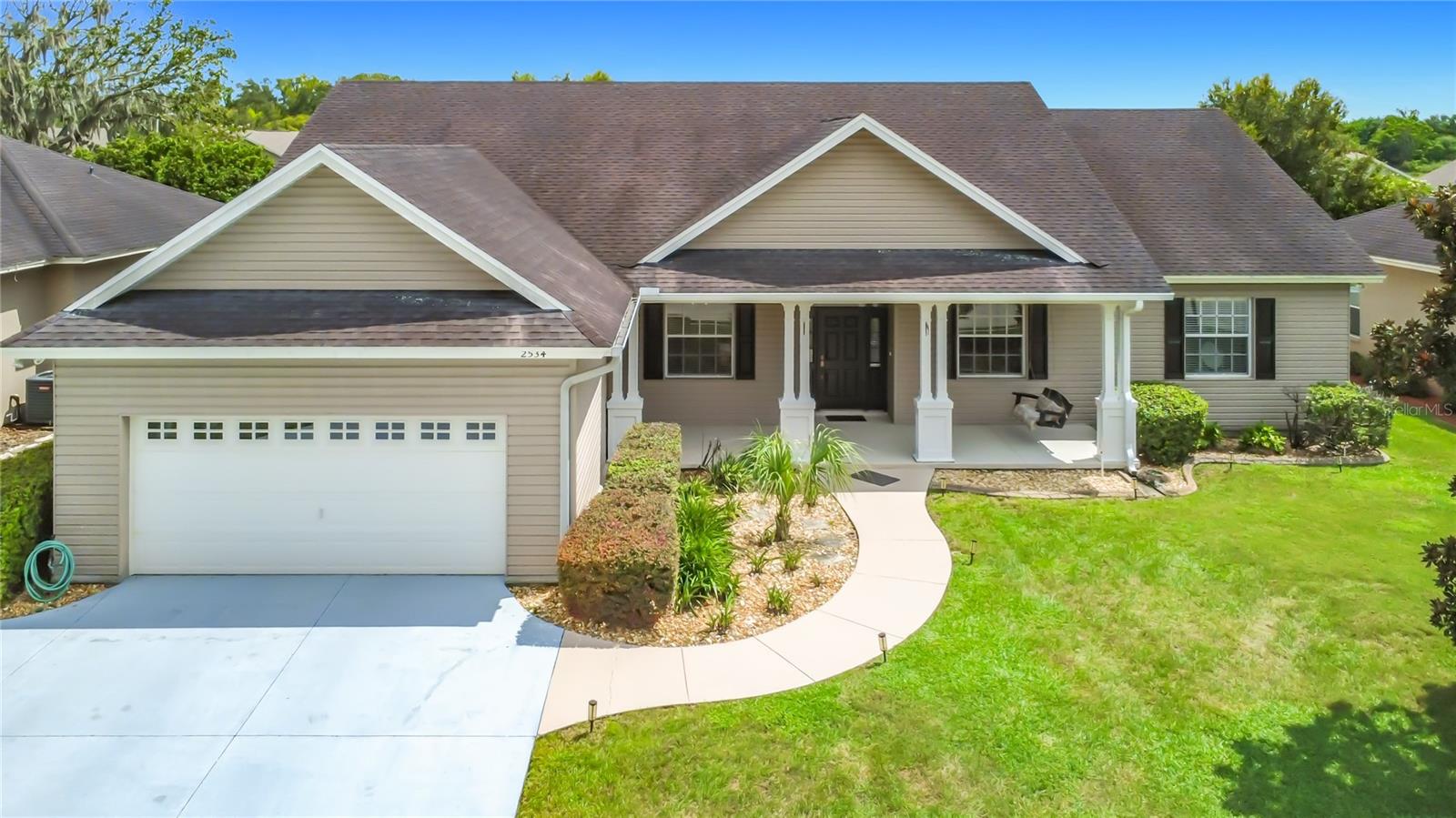 2534 Iris Ann Dr Property Photo 2
