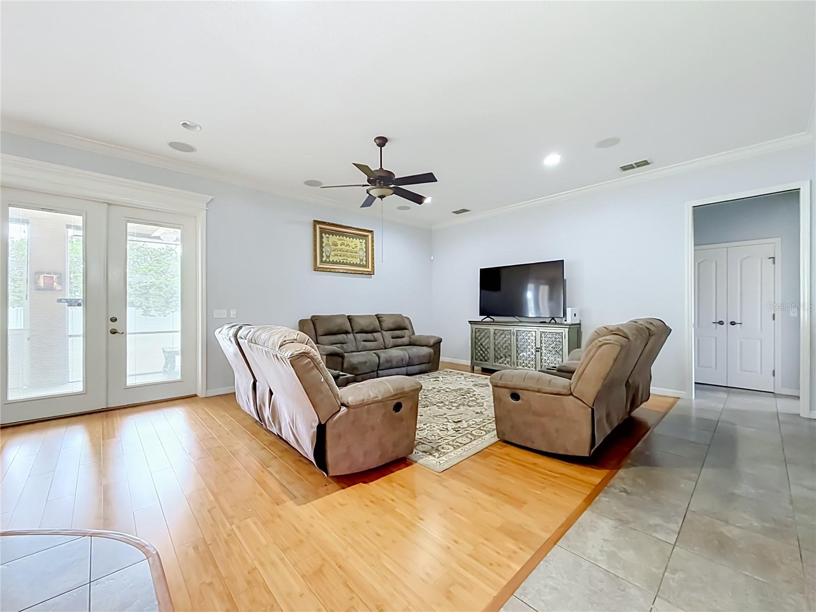 2534 Iris Ann Dr Property Photo 15