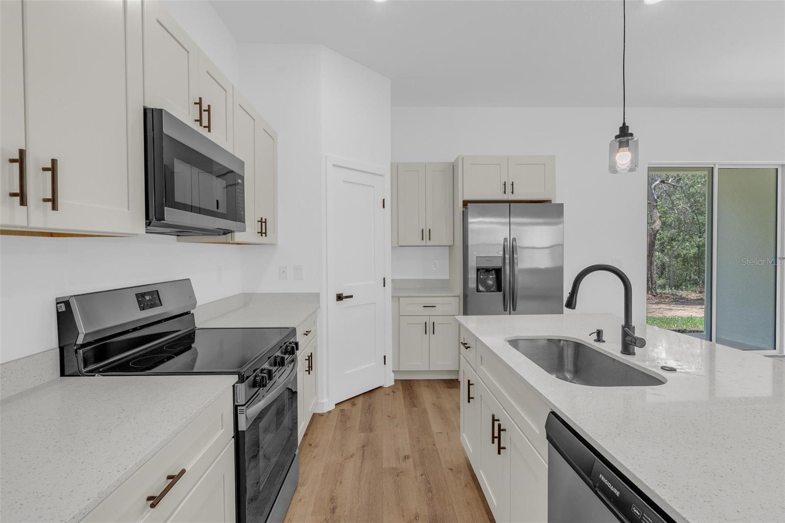 10615 N Didiscus Dr Property Photo 6