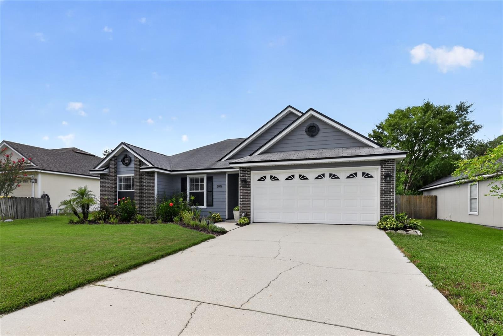 590 Ashcroft Landing Dr Property Photo 1