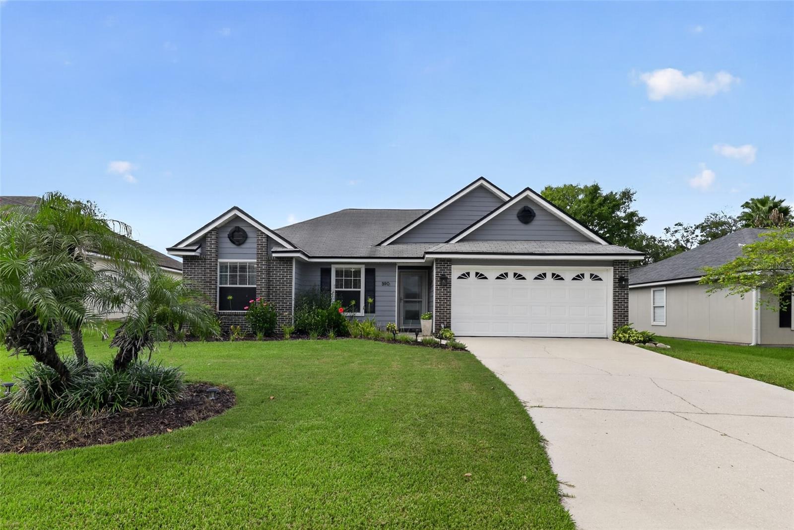 590 Ashcroft Landing Dr Property Photo 2