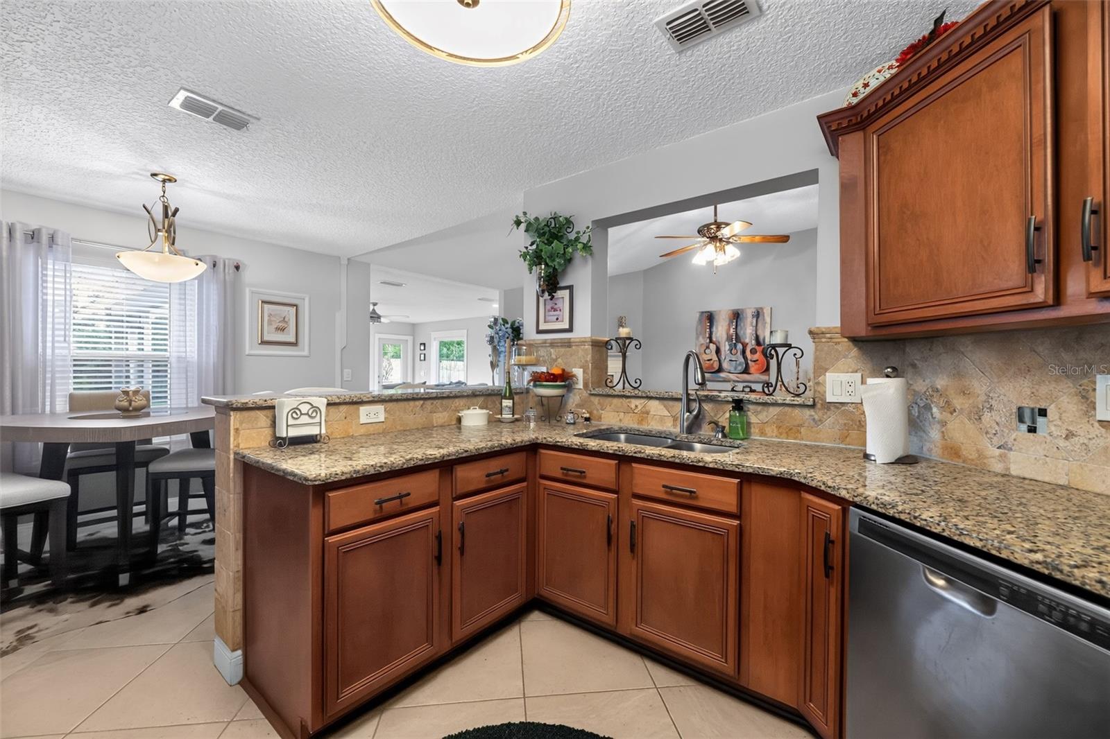 590 Ashcroft Landing Dr Property Photo 12