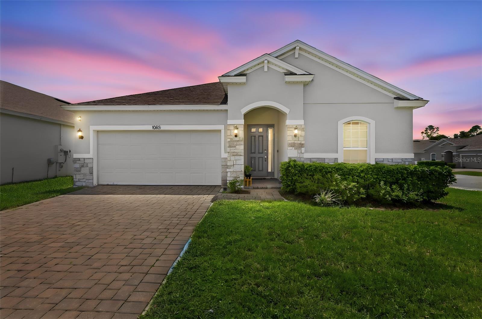 1065 Chelan Falls Dr Property Photo 1