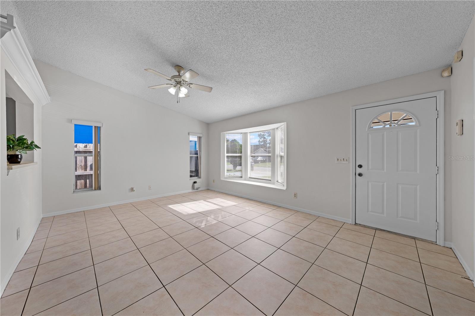 1094 Martin Blvd Property Photo 8