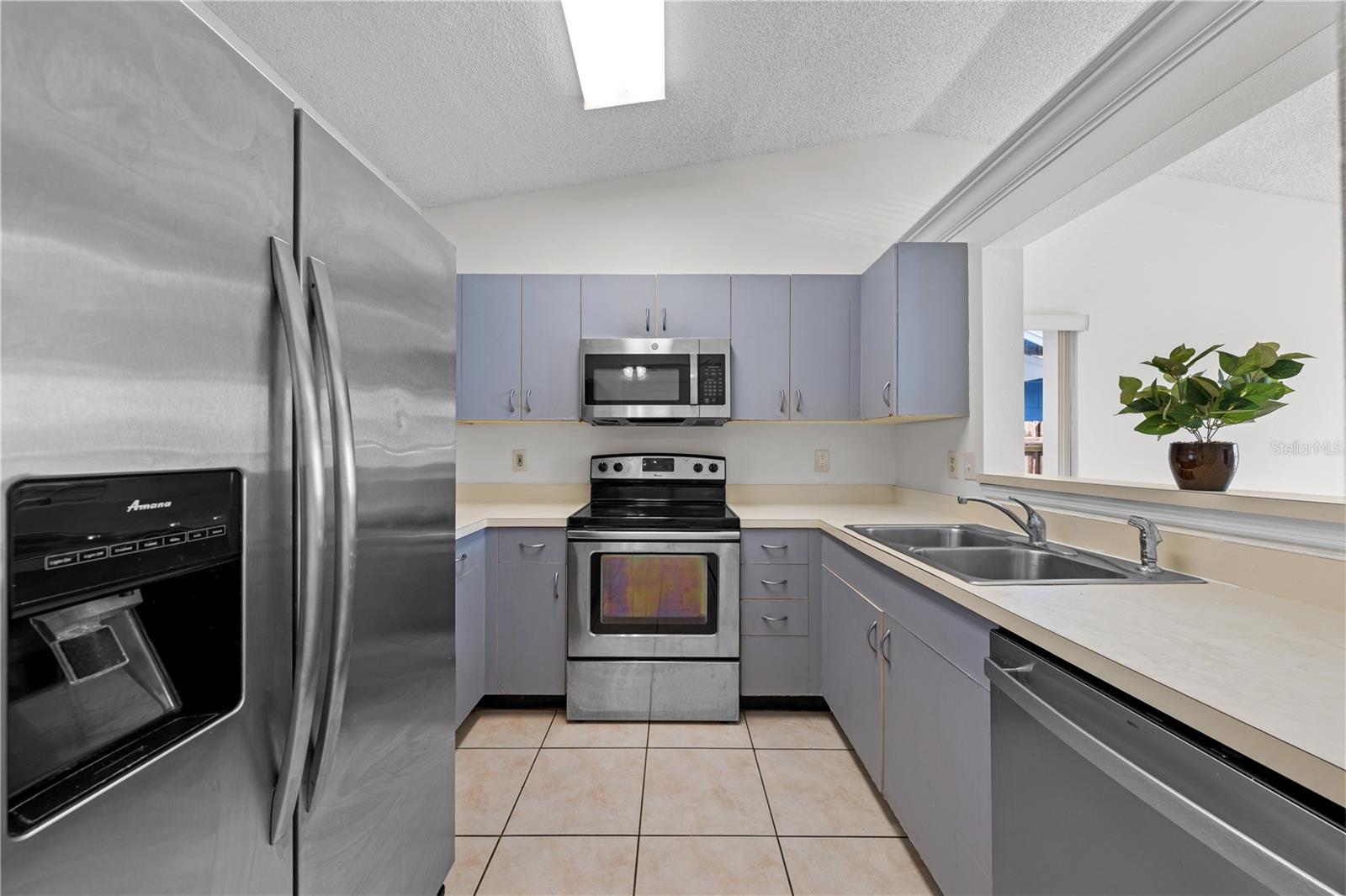 1094 Martin Blvd Property Photo 18