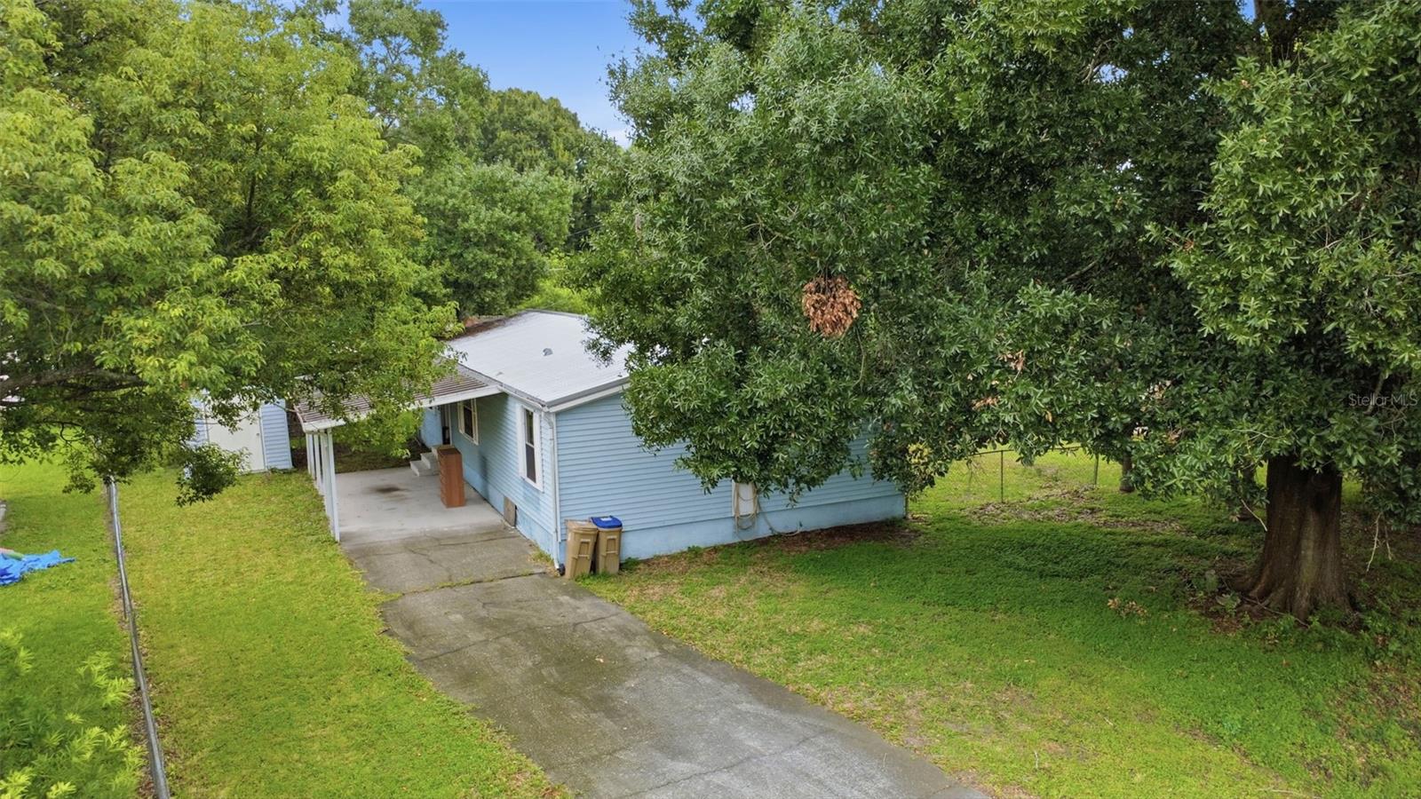 2746 Tropical Lake Dr Property Photo 22