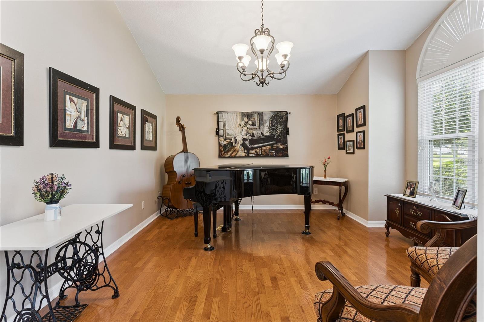 11348 Willow Gardens Dr Property Photo 8