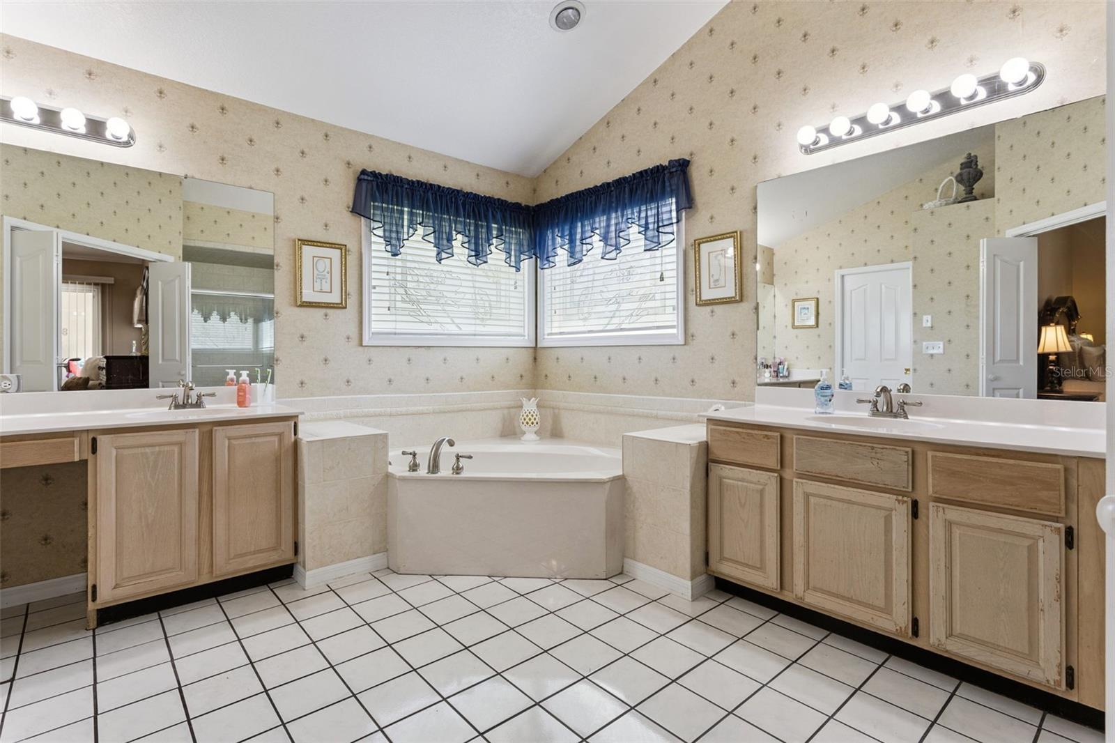11348 Willow Gardens Dr Property Photo 26