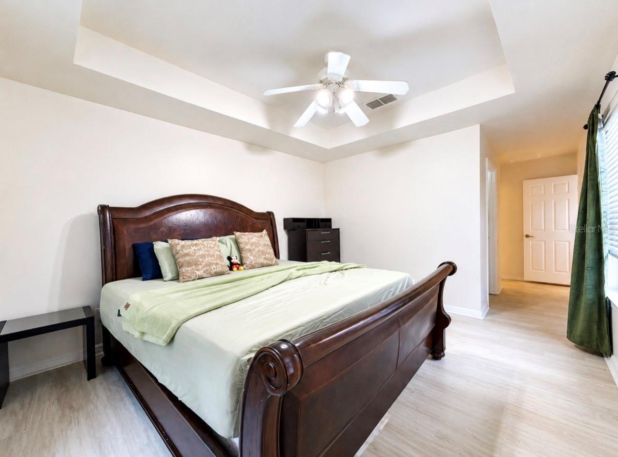 10210 Fallsgrove St Property Photo 15