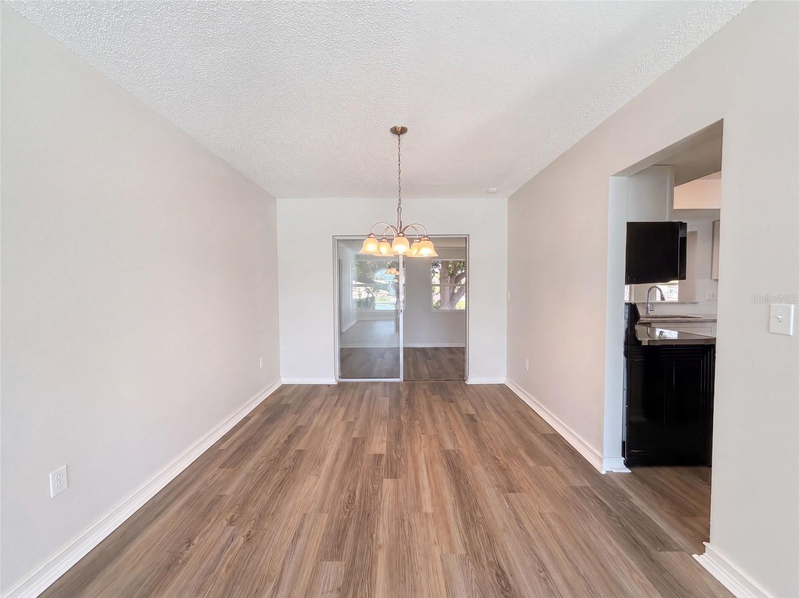 6331 Safford Ter Property Photo 7