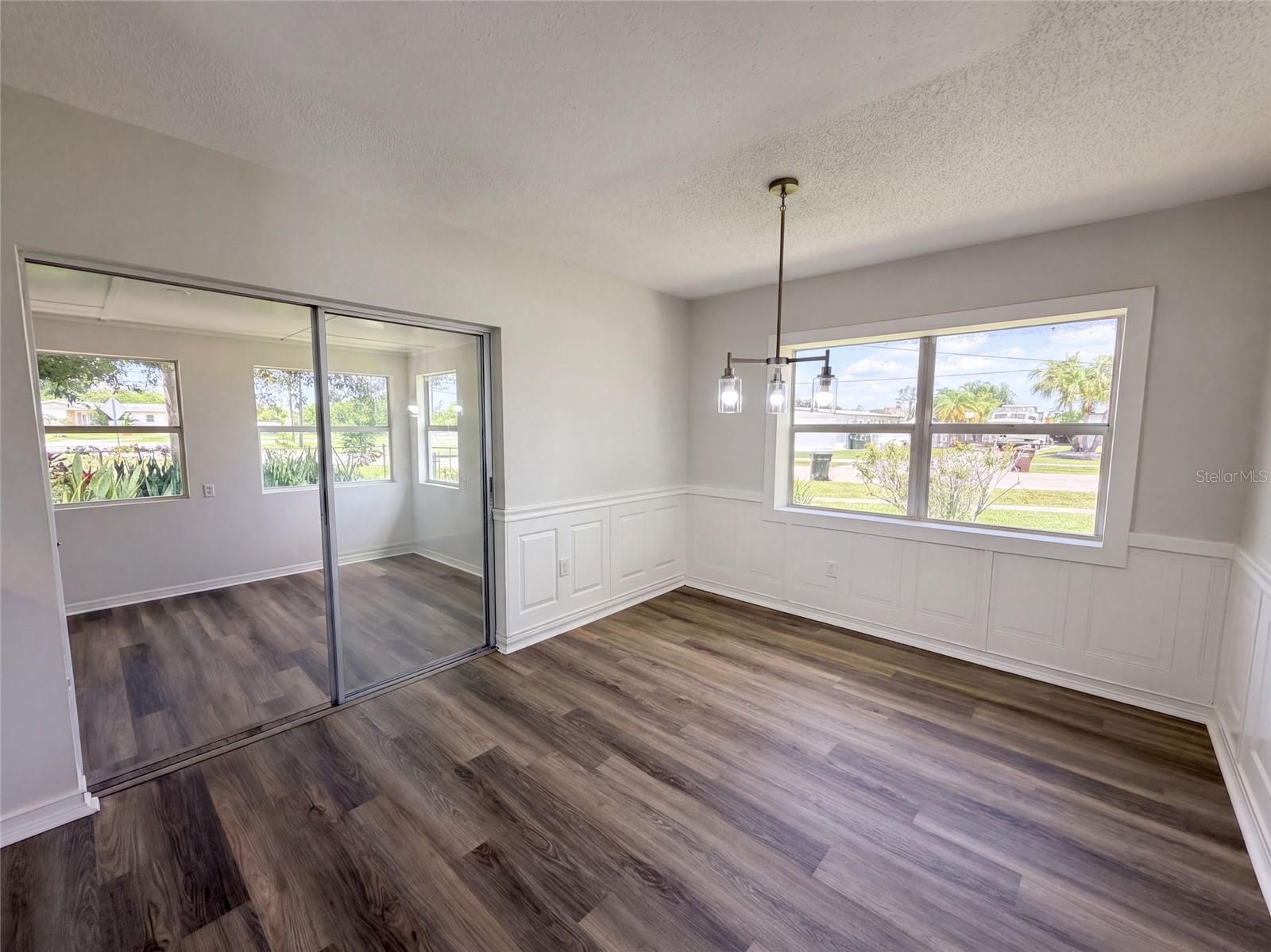 6331 Safford Ter Property Photo 11