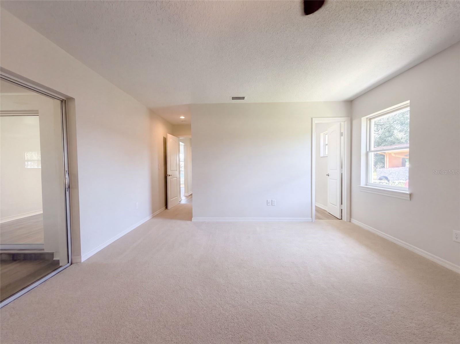 6331 Safford Ter Property Photo 16