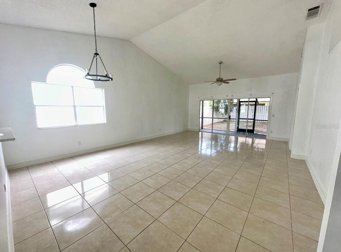 2784 Falling Tree Cir Property Photo 9