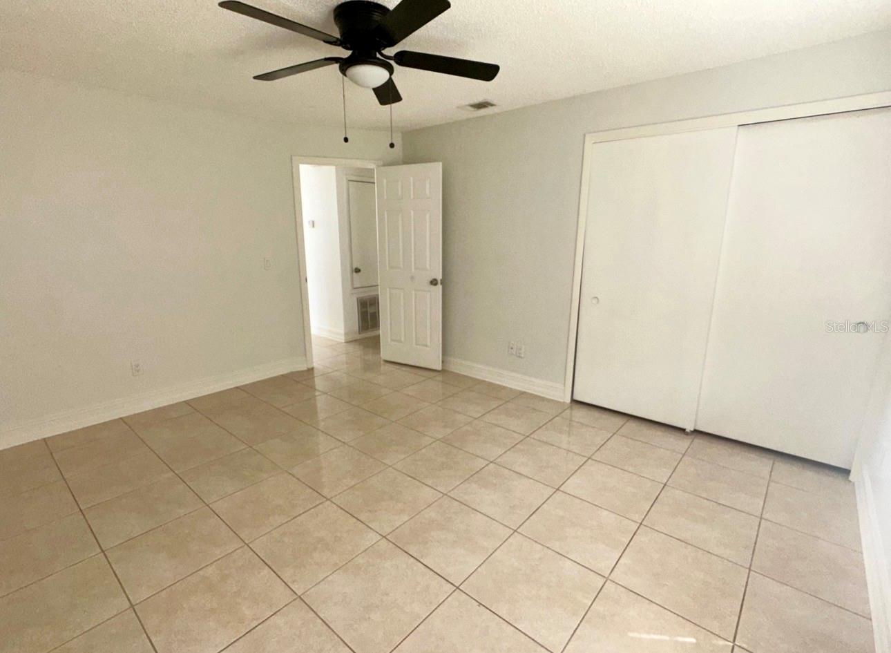 2784 Falling Tree Cir Property Photo 16