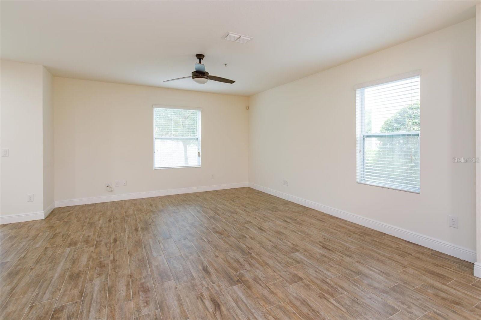 3641 Seneca Club Loop #4-103 Property Photo 7