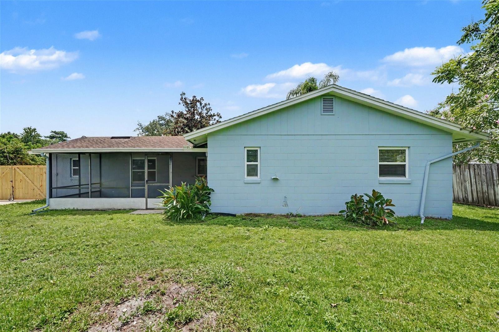 7925 Segovia St Property Photo 15